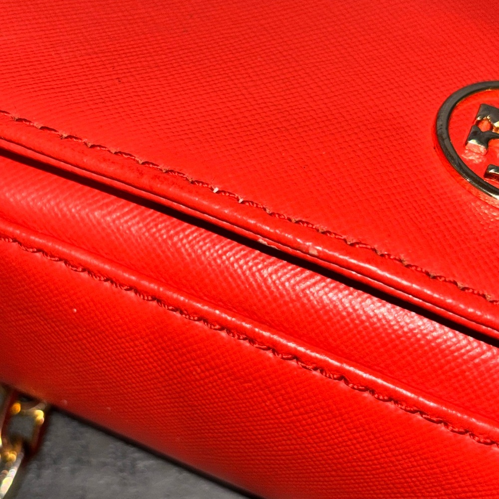 Tory Burch Robinson Chain Bag in Poppy Red - Picture 5 of 14